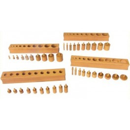 Montessori Premium : Les blocs de cylindres Montessori Premium : Les blocs de cylindres