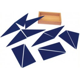 Montessori : Les triangles constructeurs bleus Montessori : Les triangles constructeurs bleus